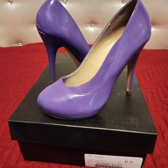 Women's Sz 6.5 Patent Purple 4.5" Heel Pumps - Picture 1 of 6